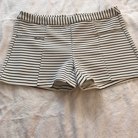 Pants - Black and white stripes shorts!